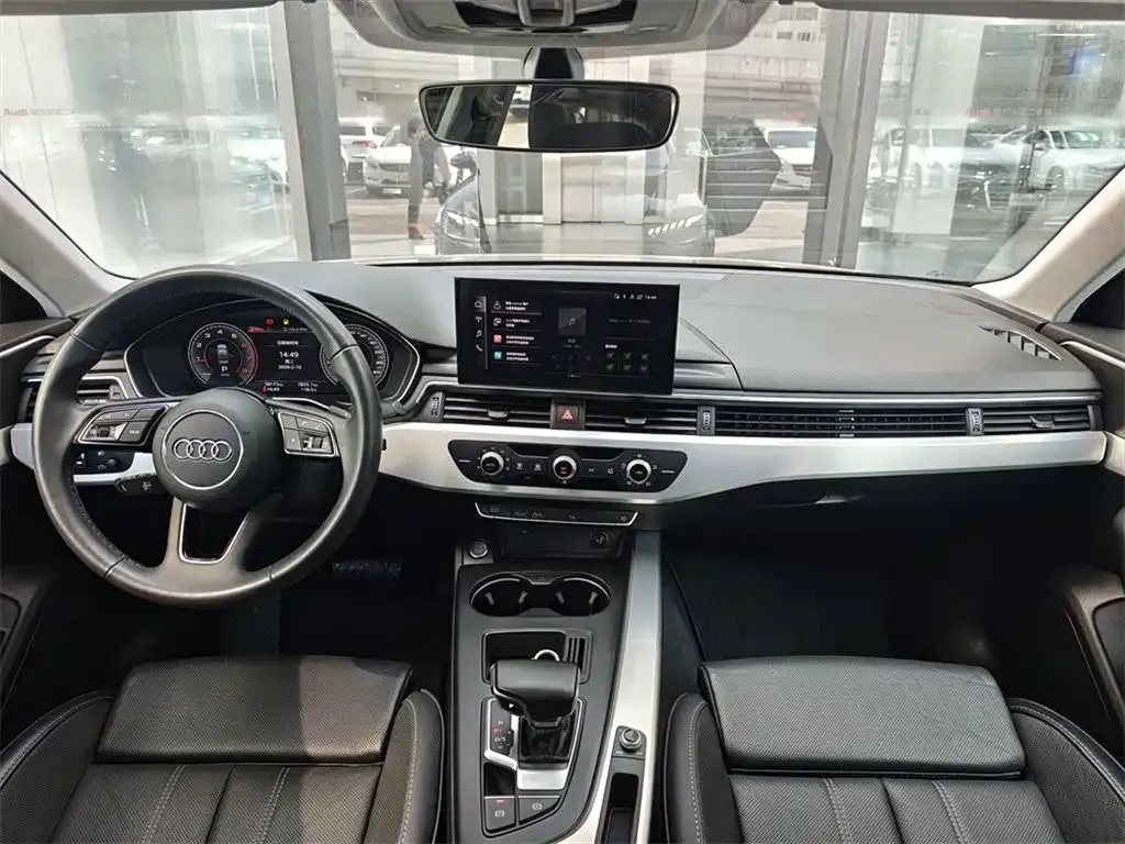 Audi A4L 2023 из CN, фото 10