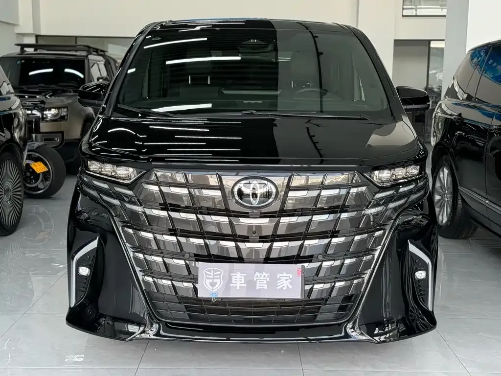 Toyota Alphard 2023 из CN, фото 8