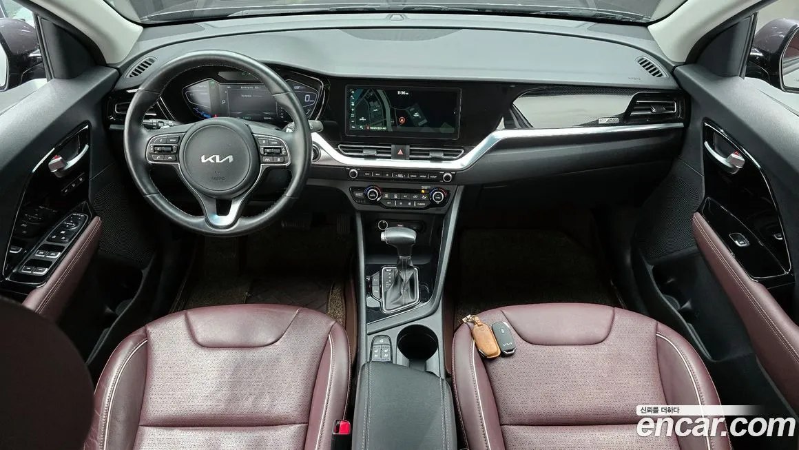 Kia Niro — фото 9