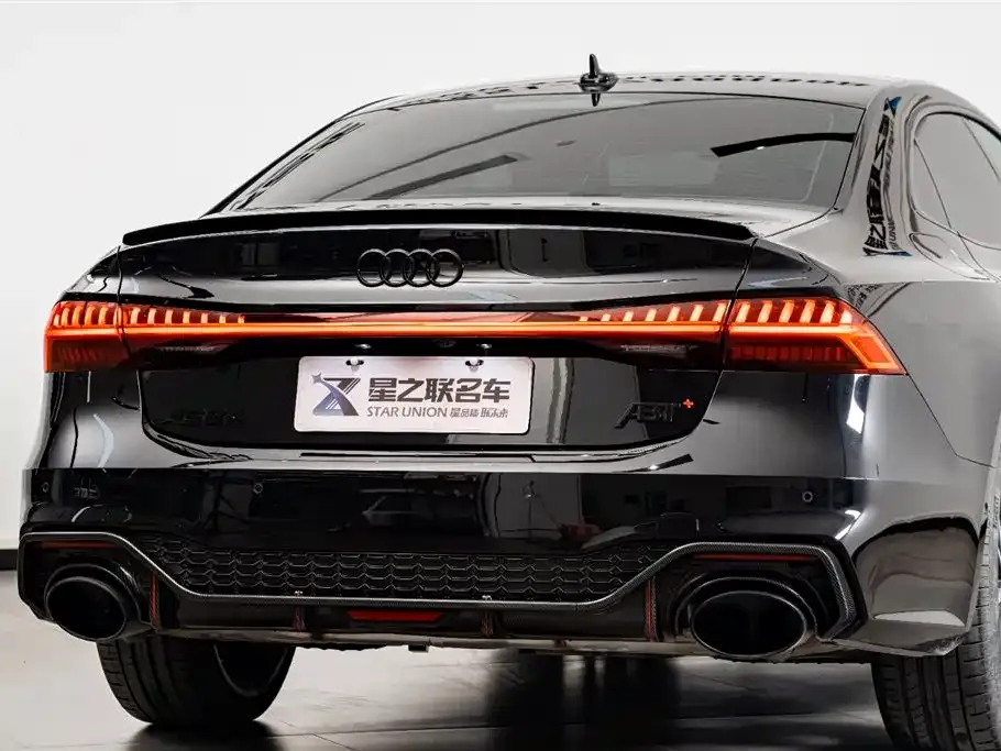 Audi A7L — фото 7