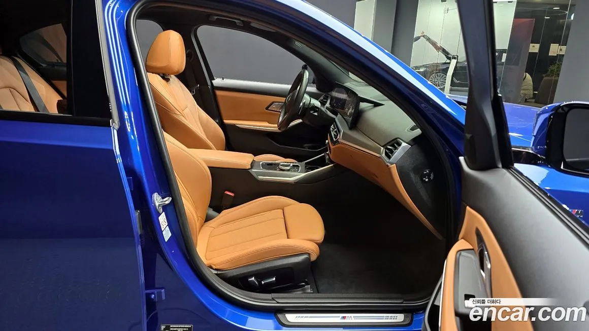 BMW 3-Series 2023 из KR, фото 10