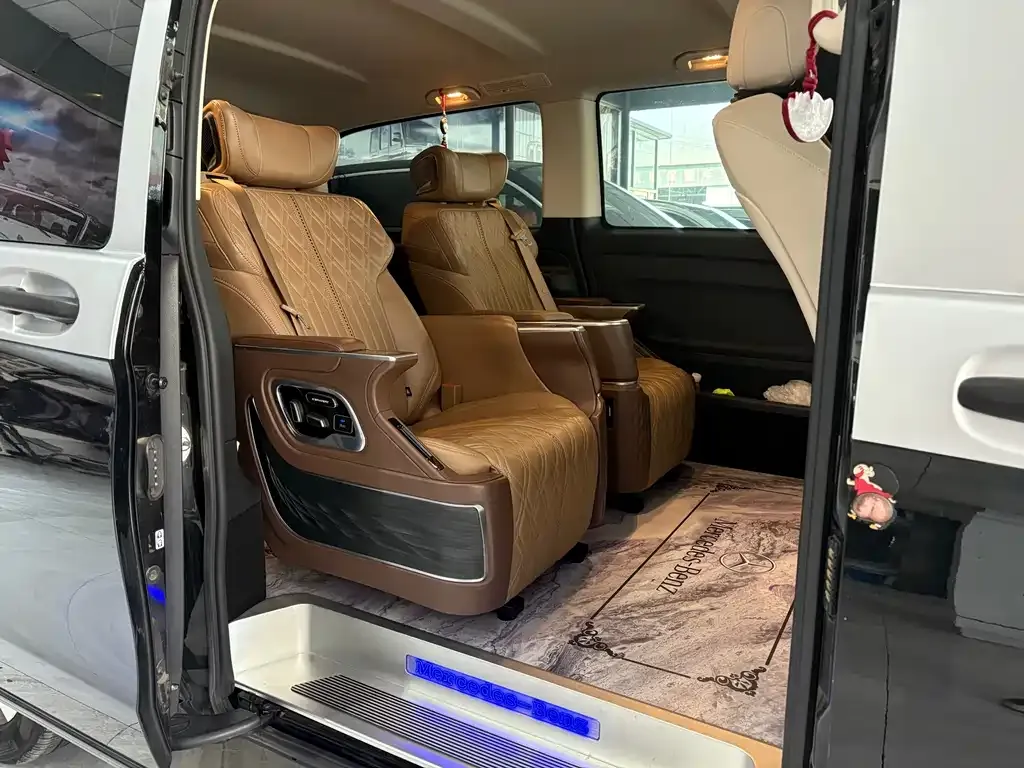 Mercedes-Benz Vito 2022 из CN, фото 3