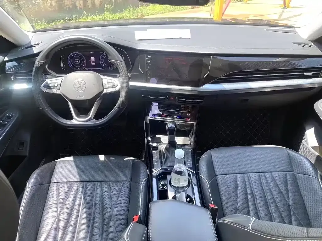 Volkswagen Passat 2021 из CN, фото 8