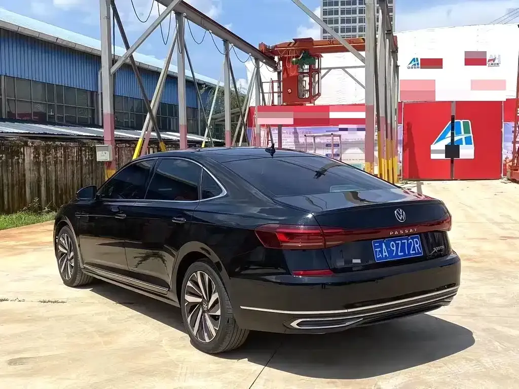 Volkswagen Passat 2021 из CN, фото 4