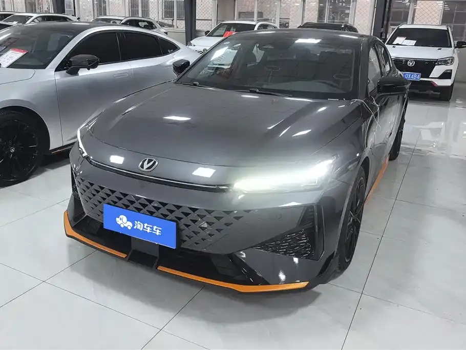 Changan UNI-V 2025 из CN, фото 1