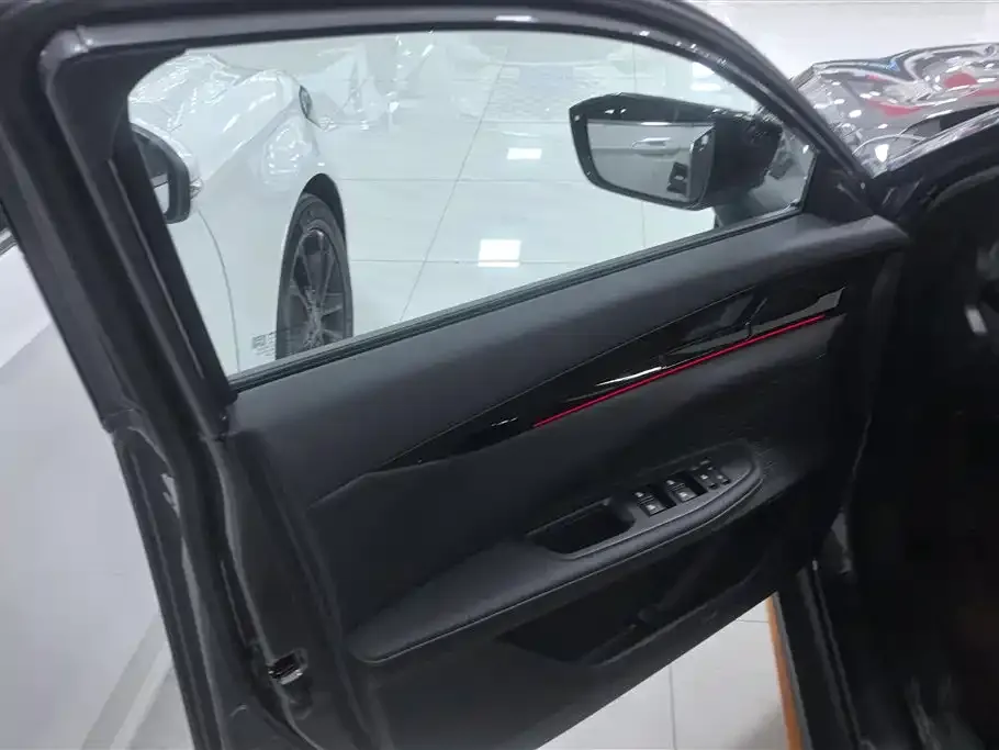 Changan UNI-V 2025 из CN, фото 3