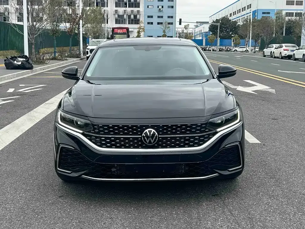 Volkswagen Passat — фото 2