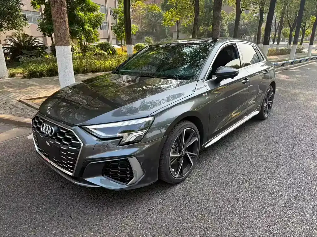 Audi A3 2022 из CN, фото 1