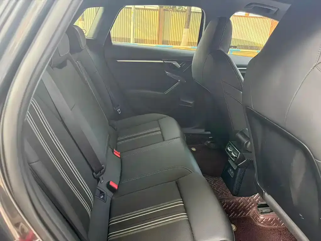Audi A3 2022 из CN, фото 2