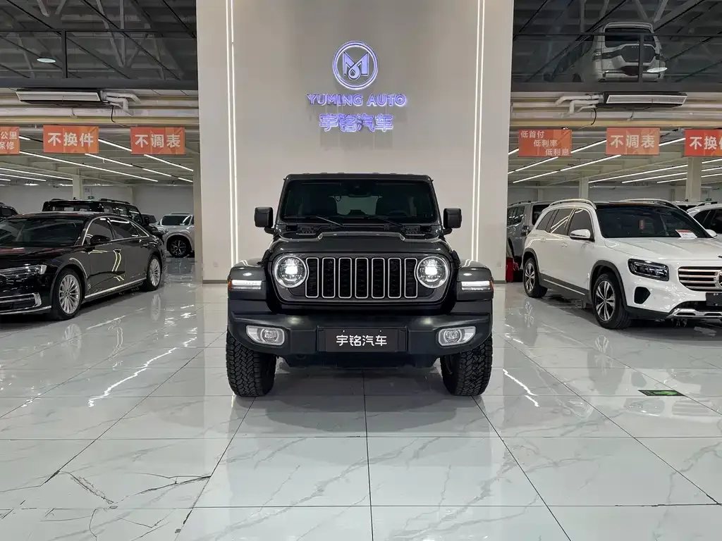 Jeep Wrangler — фото 2