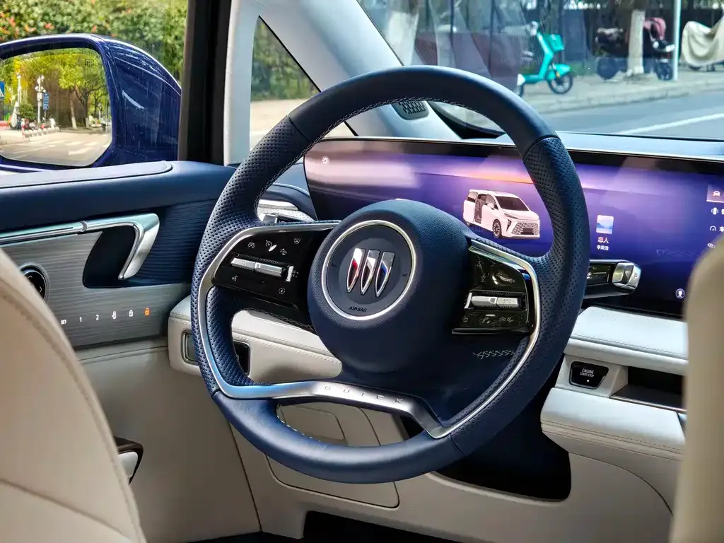 Buick GL8 Hybrid 2024 из CN, фото 8
