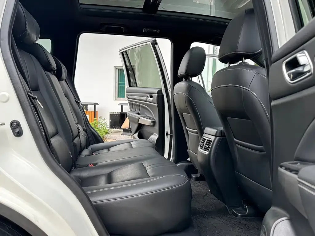 GAC Motor Trumpchi GS8 — фото 5