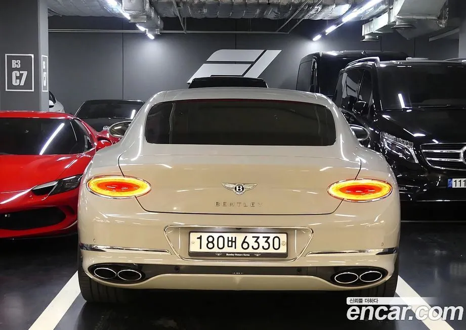 Bentley Continental 2021 из KR, фото 3