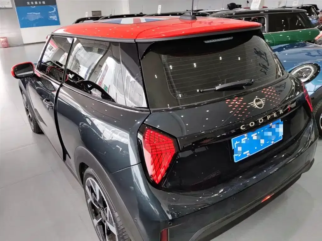 MINI Cooper (3-door) 2025 из CN, фото 6