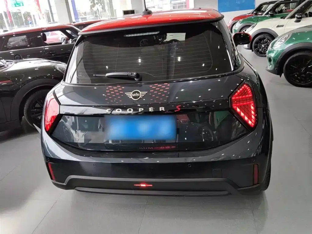 MINI Cooper (3-door) 2025 из CN, фото 4
