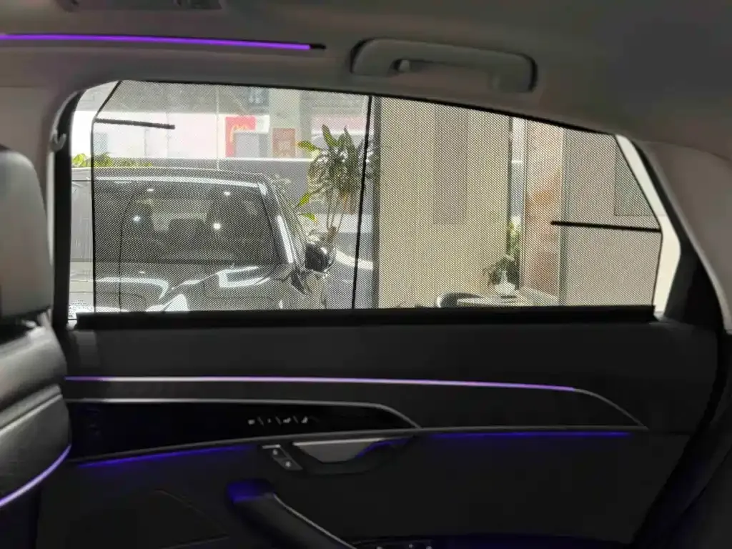 Audi A8 2021 из CN, фото 8
