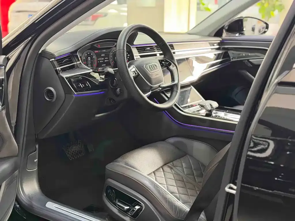 Audi A8 2021 из CN, фото 5