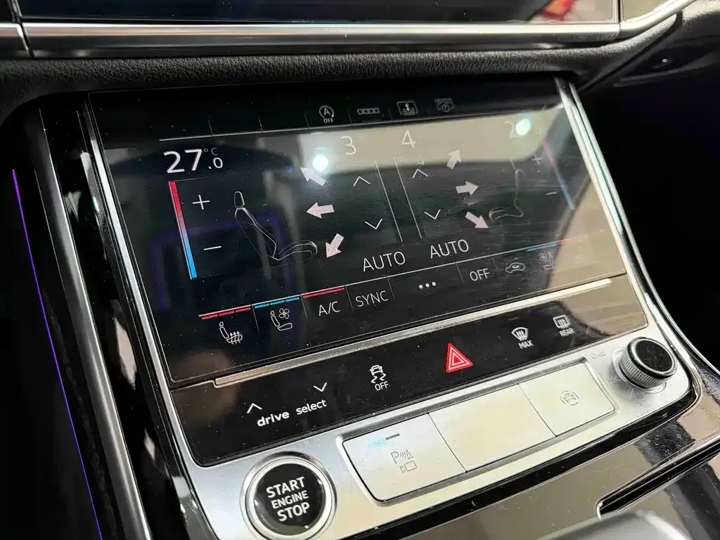 Audi A8 2021 из CN, фото 10