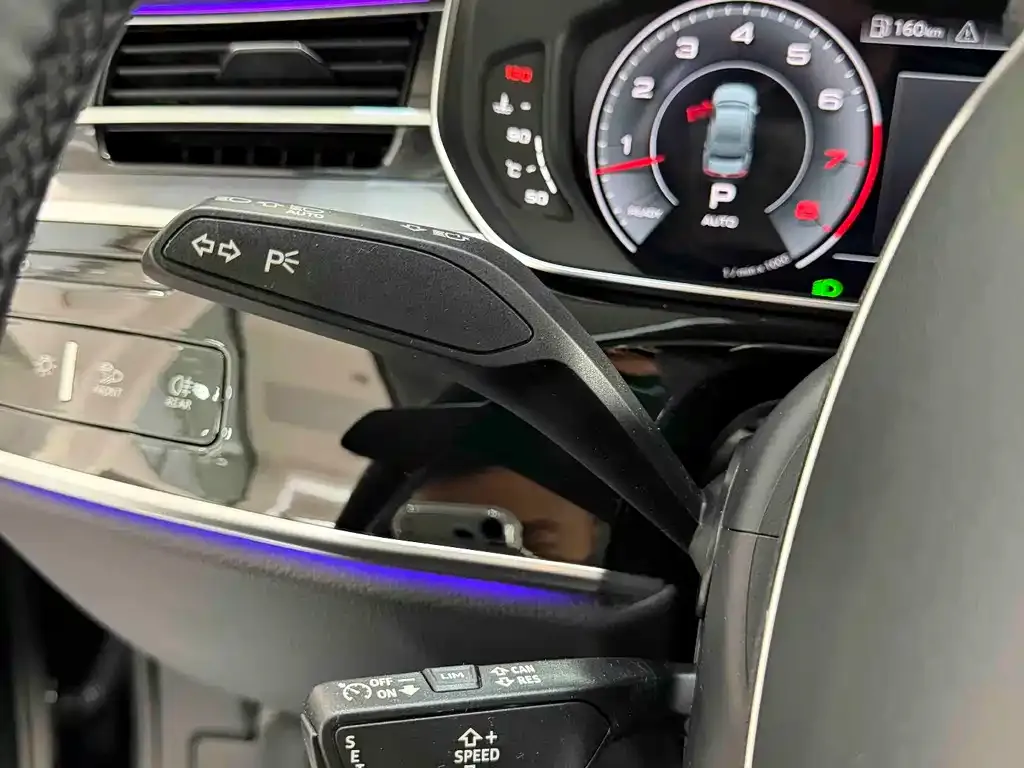 Audi A8 2021 из CN, фото 4