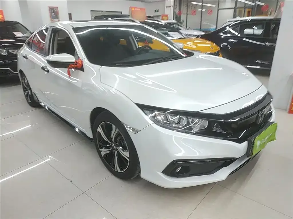 Honda Civic 2021 из CN, фото 2