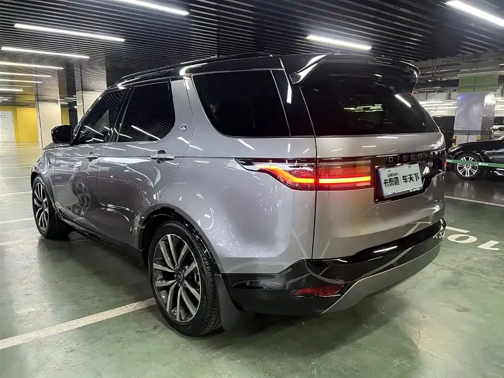 Land Rover Discovery 2023 из CN, фото 10