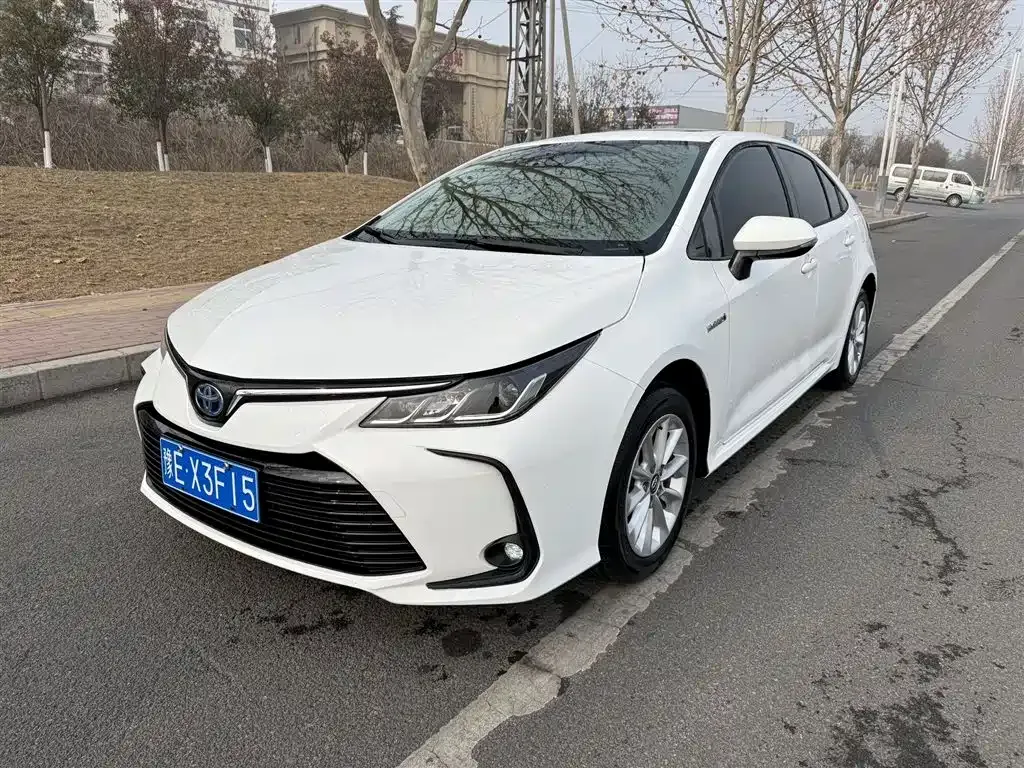 Toyota Corolla 2023 из CN, фото 1