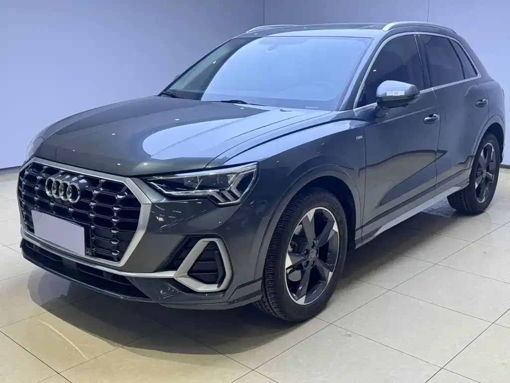 Audi Q3 2022 из CN, фото 1