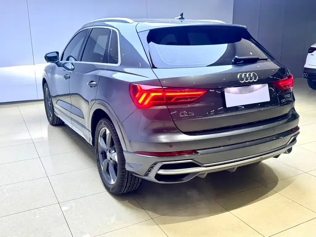 Audi Q3 2022 из CN, фото 10