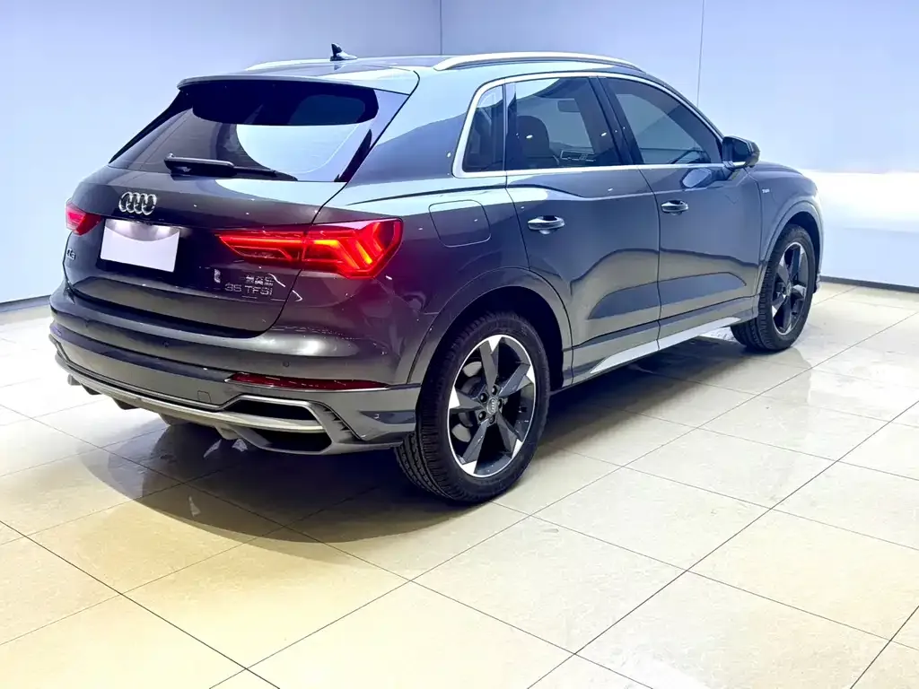 Audi Q3 2022 из CN, фото 6