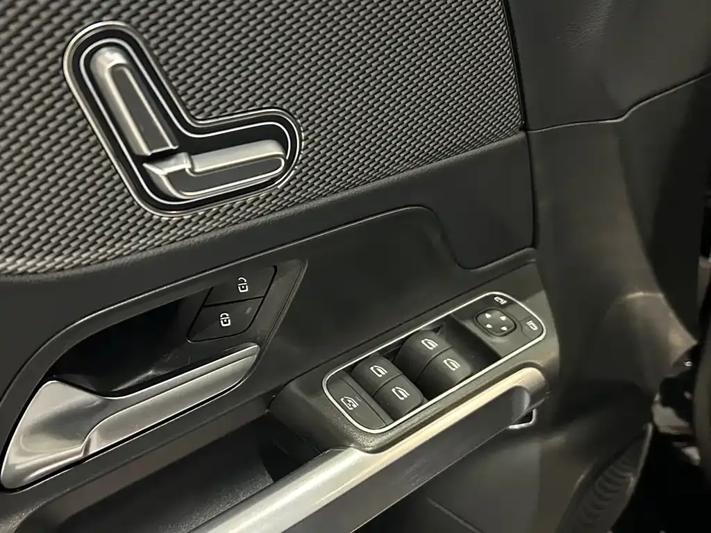 Mercedes-Benz GLB 2024 из CN, фото 5