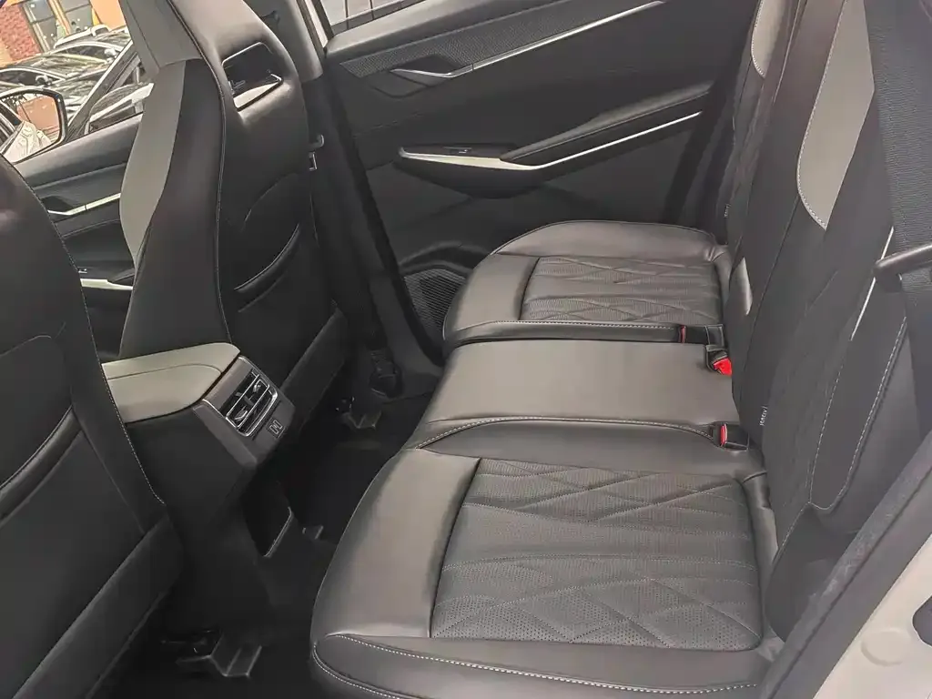 Changan CS75PLUS 2025 из CN, фото 6