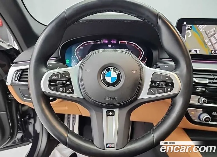 BMW 5-Series 2023 из KR, фото 8
