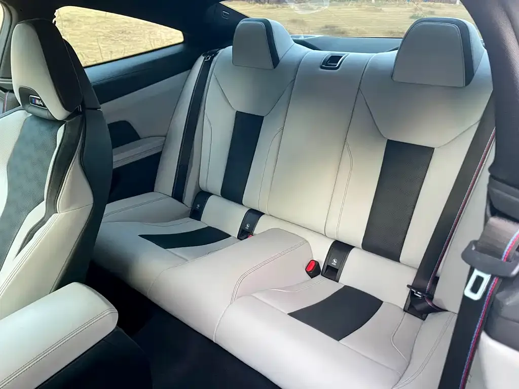 BMW M4 2024 из CN, фото 2