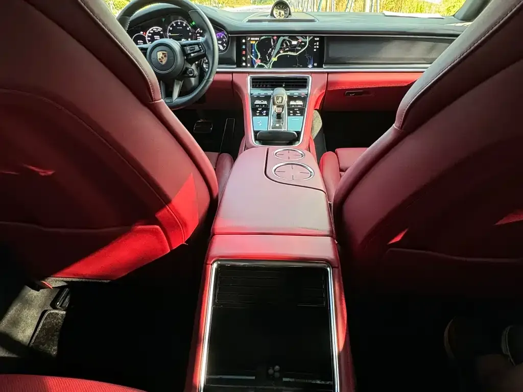 Porsche Panamera Hybrid 2023 из CN, фото 5