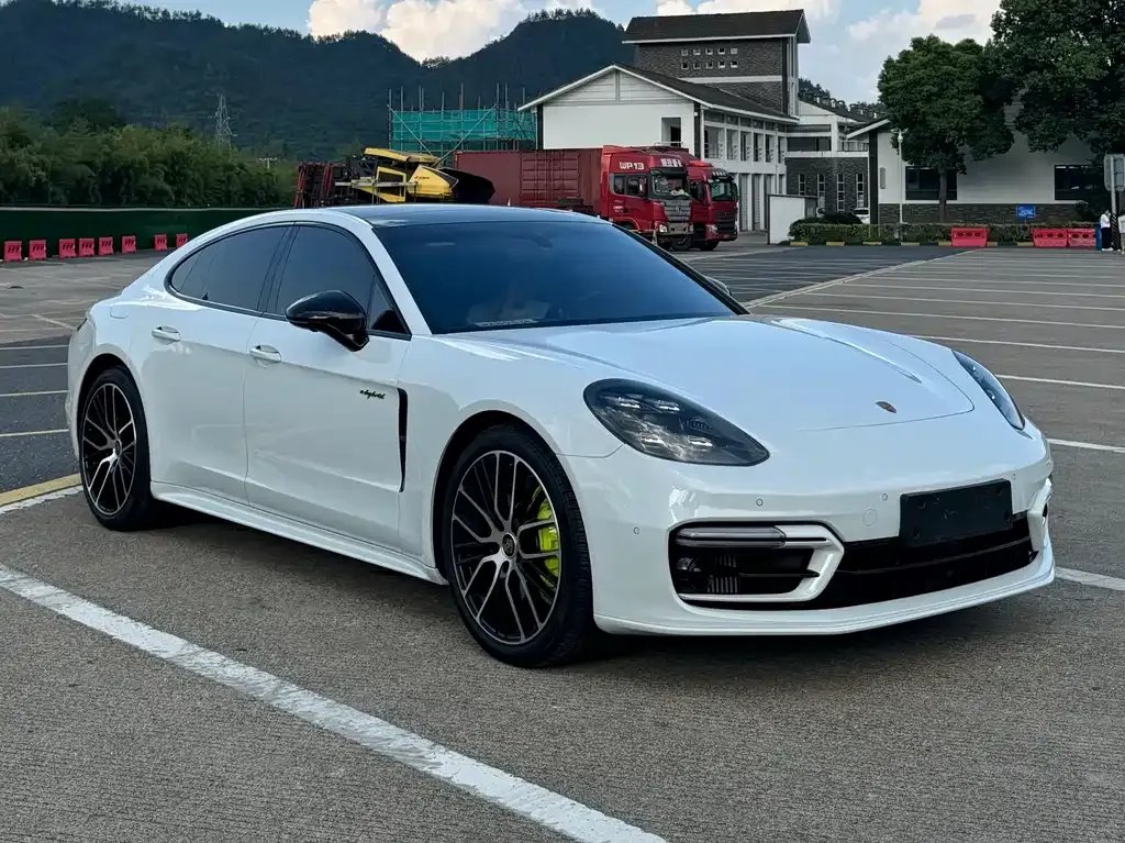 Porsche Panamera Hybrid 2023 из CN, фото 9