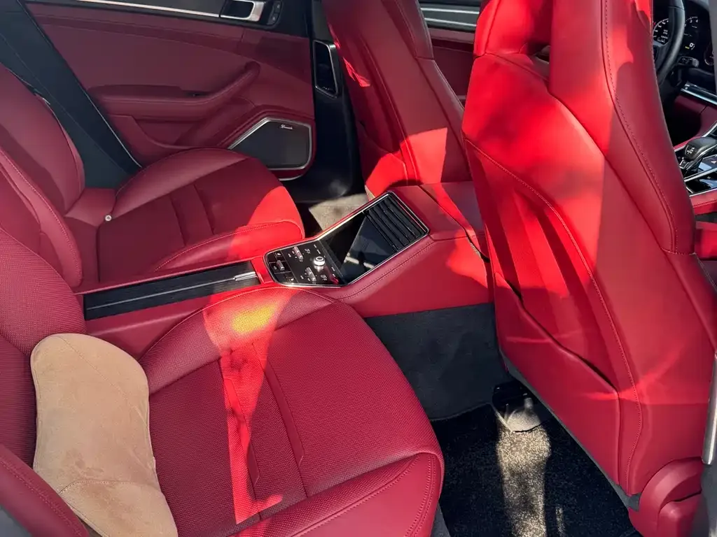 Porsche Panamera Hybrid 2023 из CN, фото 4