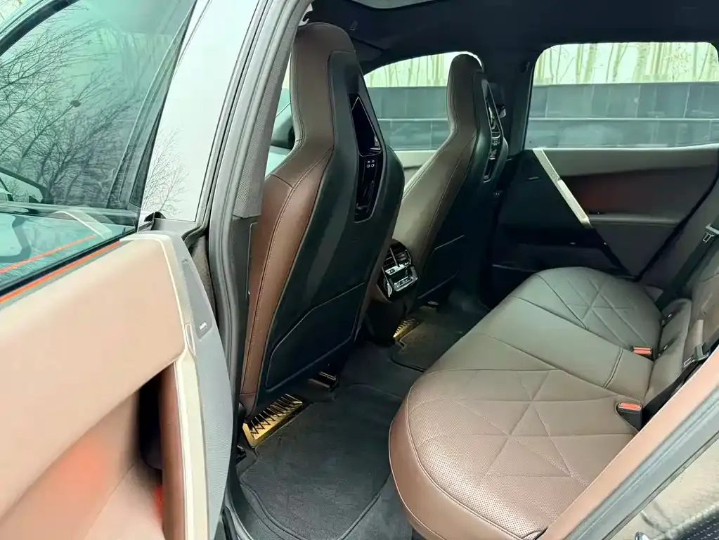 BMW iX 2023 из CN, фото 7