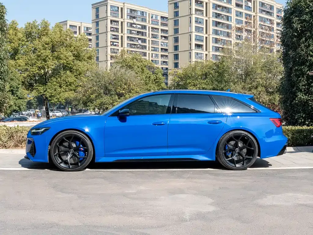 Audi RS 6 2021 из CN, фото 9