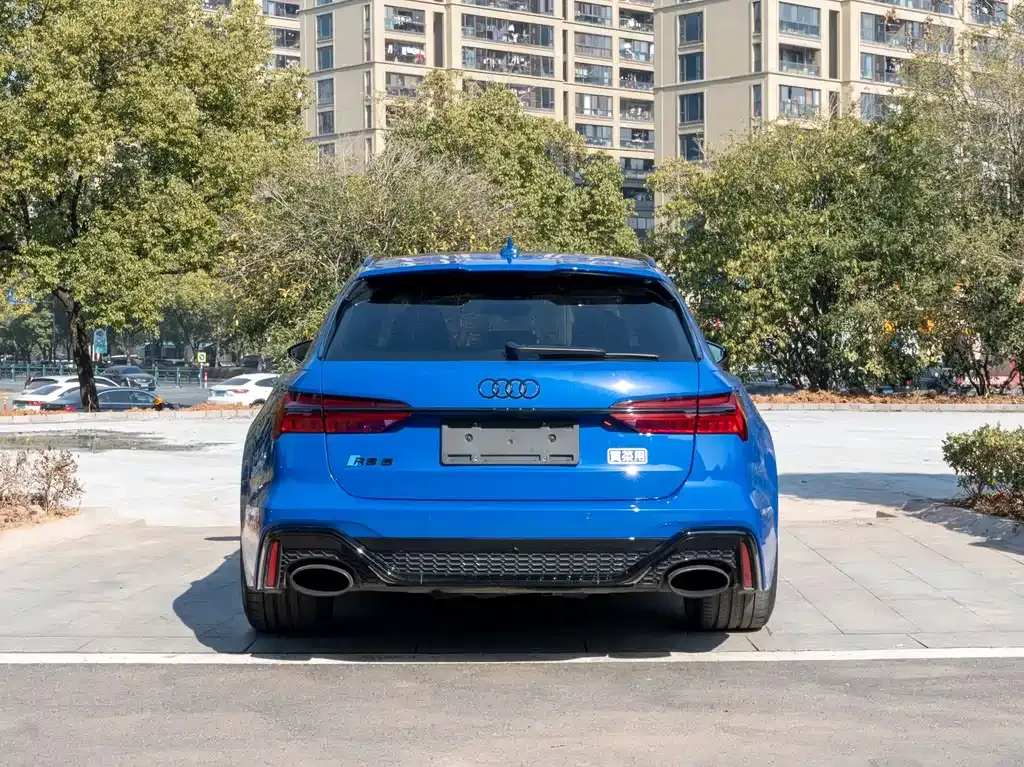 Audi RS 6 2021 из CN, фото 10