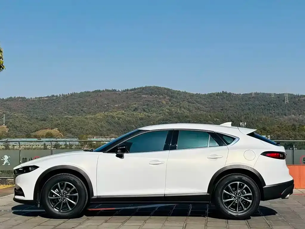 Mazda CX-4 — фото 6