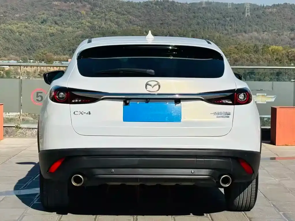 Mazda CX-4 — фото 5