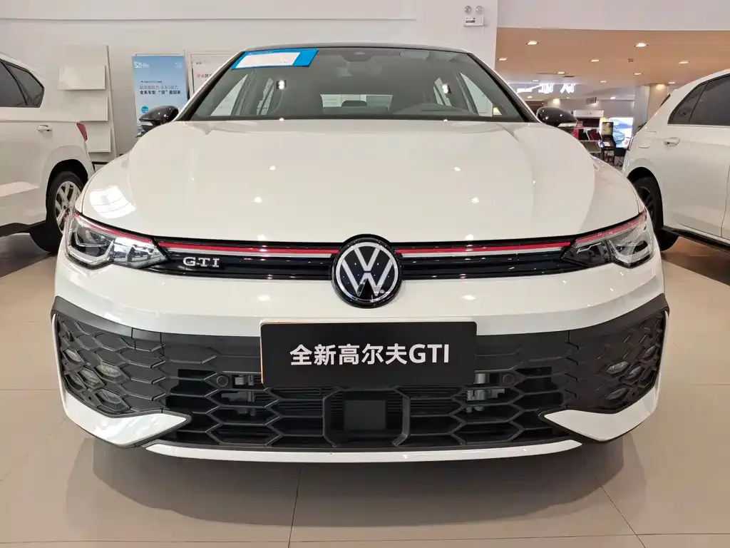 Volkswagen Golf GTI — фото 2