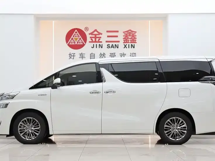 Toyota Vellfire — фото 6