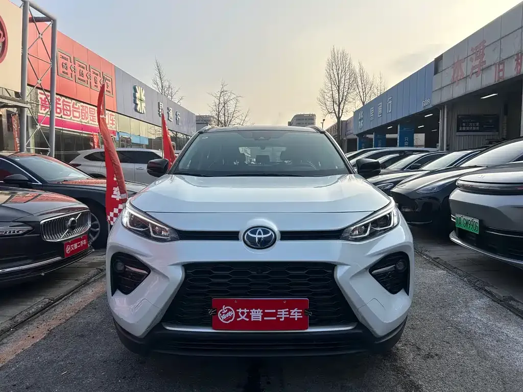 Toyota Wildlander 2023 из CN, фото 5