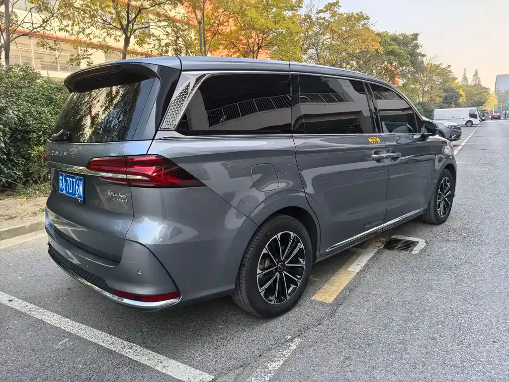 Roewe iMAX8 2021 из CN, фото 10