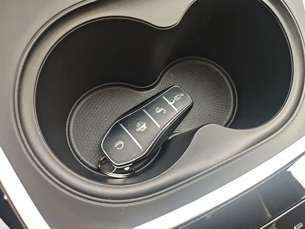 BYD Qin PLUS — фото 8