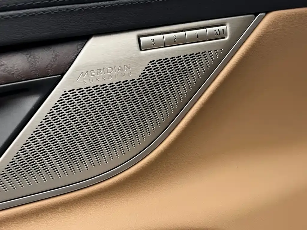 Jaguar XFL 2023 из CN, фото 10