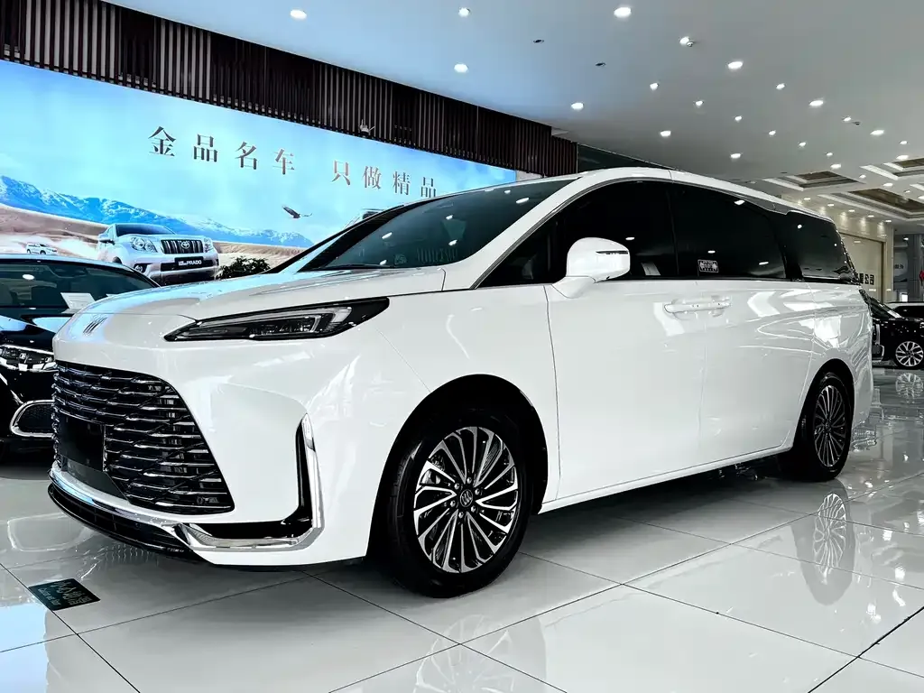 Buick GL8 Hybrid 2025 из CN, фото 3