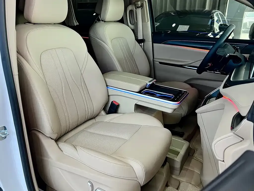 Buick GL8 Hybrid 2025 из CN, фото 7