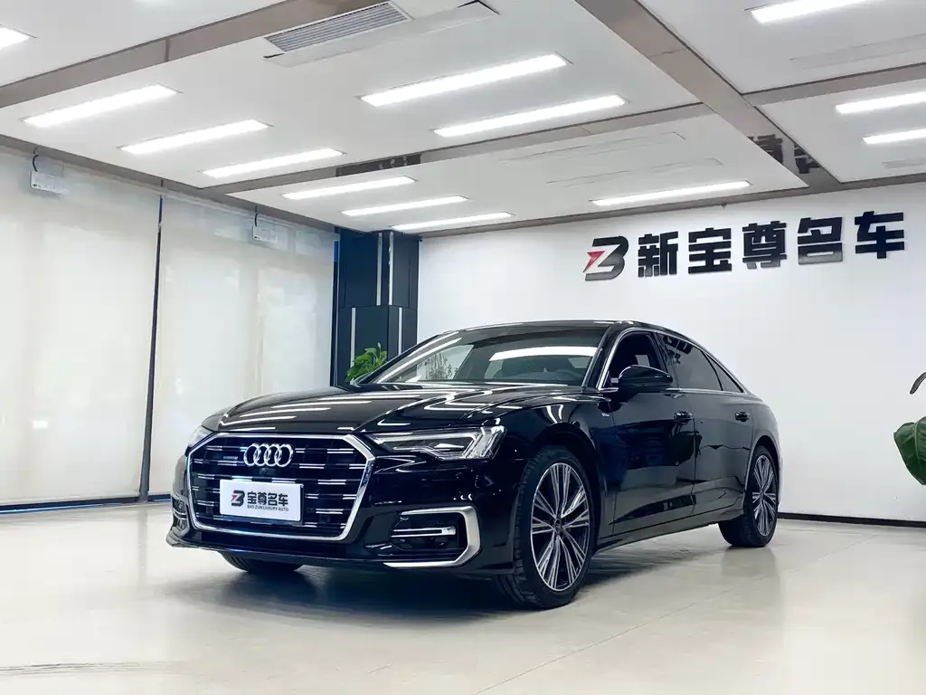 Audi A6L — фото 1